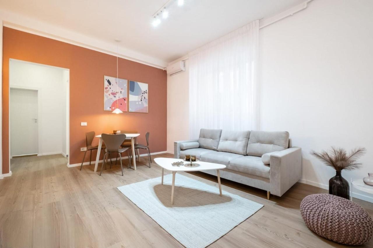 Gorgeous Bucharest Apartments Old Town Buitenkant foto