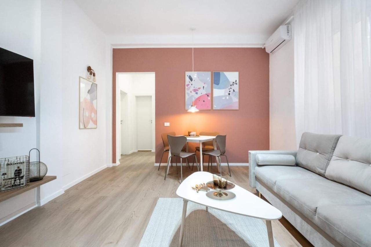 Gorgeous Bucharest Apartments Old Town Buitenkant foto